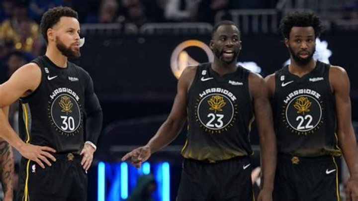 Warriors without three starters: Steph, Green, and Wiggins beat the Pelicans