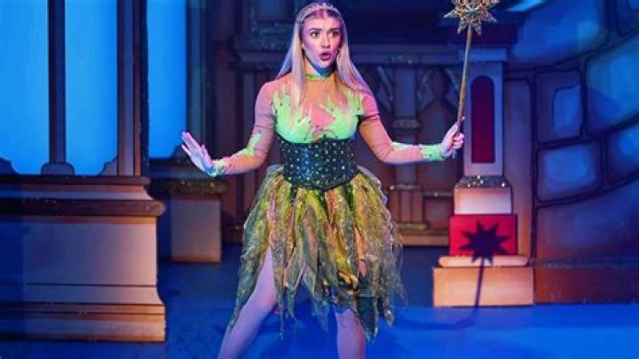 Watch Love Island's Molly Marsh star as Fairy alongside EastEnders legend in day job before entering villa