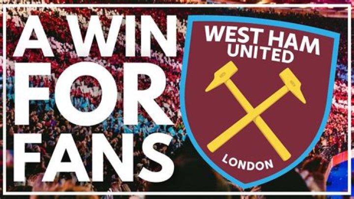 West Ham to follow Manchester United and freeze season ticket prices after poor first campaign at London Stadium