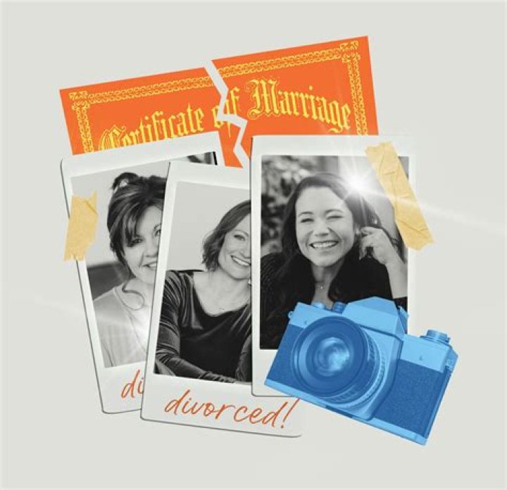 What Divorce Photo Shoots Are Like, According To Photographer Allie Siarto