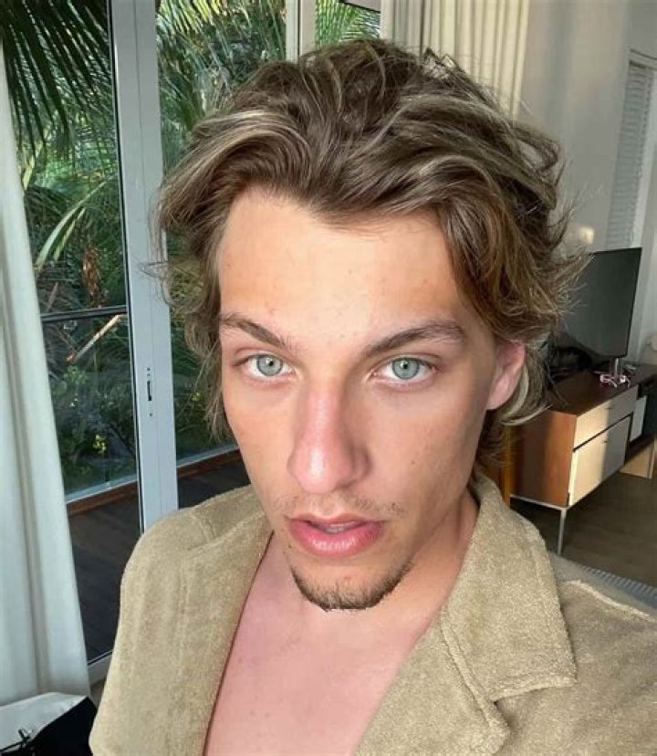 What does Jake Bongiovi do and what is his net worth?