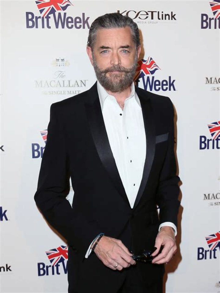 What happened to Timothy Omundson? Wife, Height, Net Worth