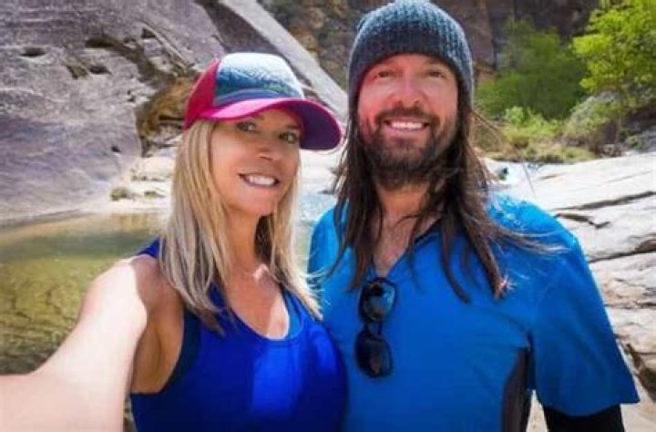 
What Is Going On In Traveler and YouTuber Personality, Catherine Gregory Love Life With Andrew Coconato?