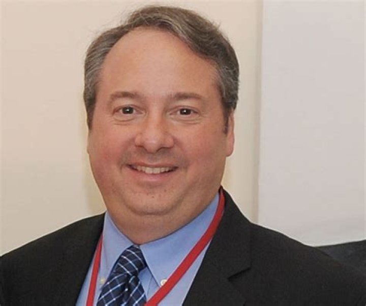 What Is Sean Bloom Net Worth In 2023? Jay Bloom Son Career Earnings Explored