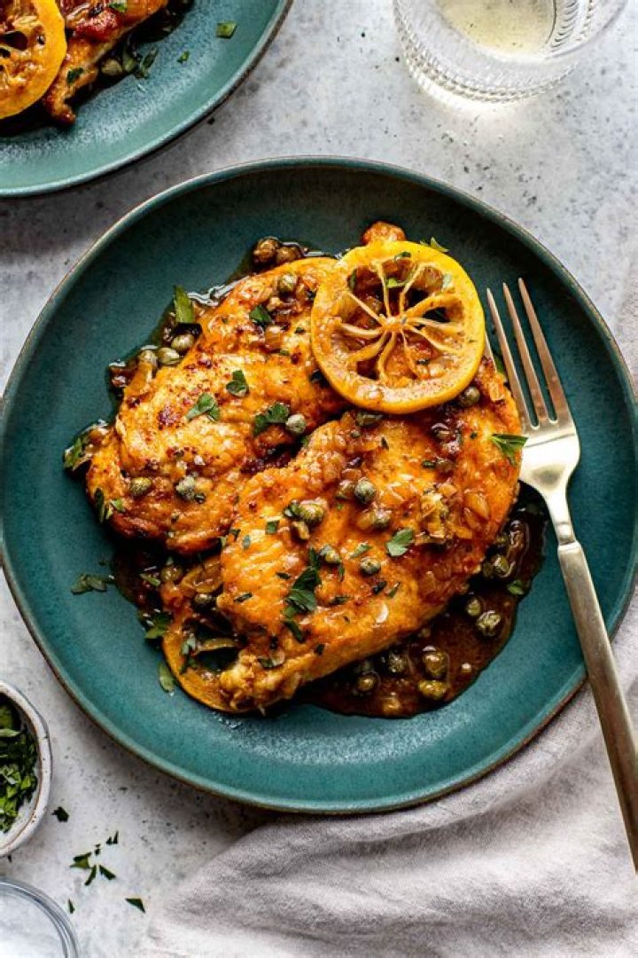 What is the best white wine to use in chicken piccata?