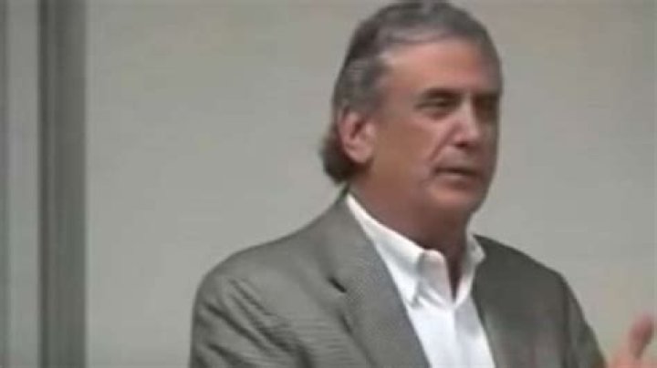 What was Irwin Jacobs’ net worth before he died?