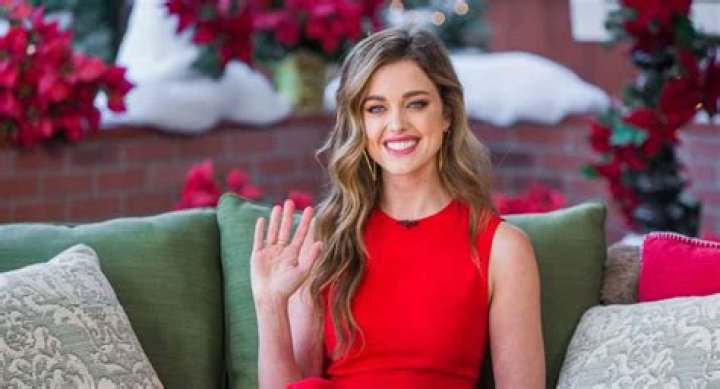 Where is Ashley Newbrough now? What is she doing today? Bio