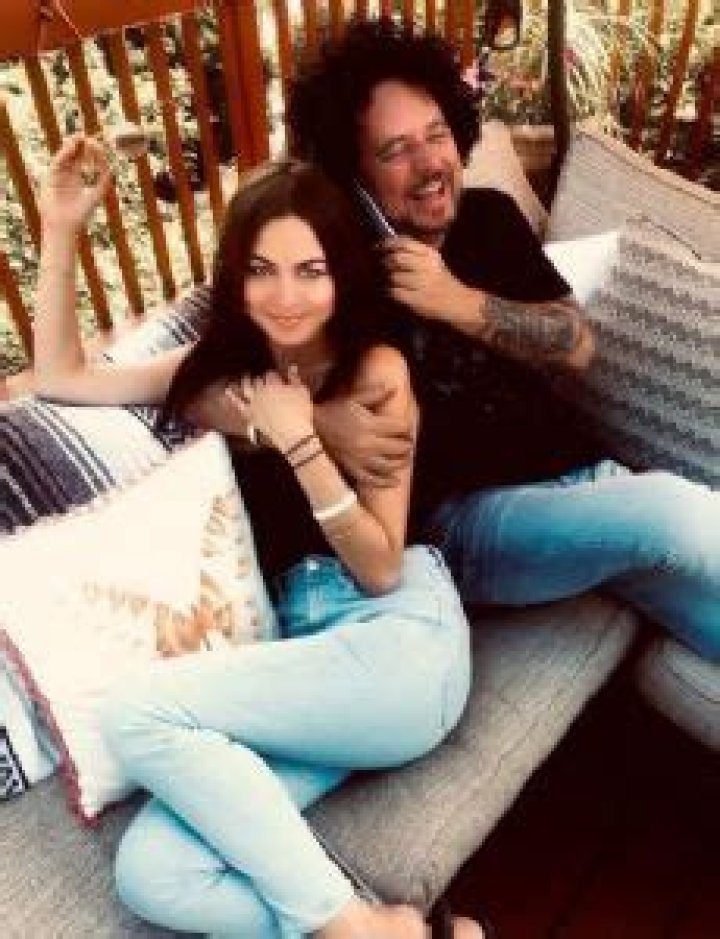 Who is Amber Thayer Dating? | Relationships Boyfriend Husband