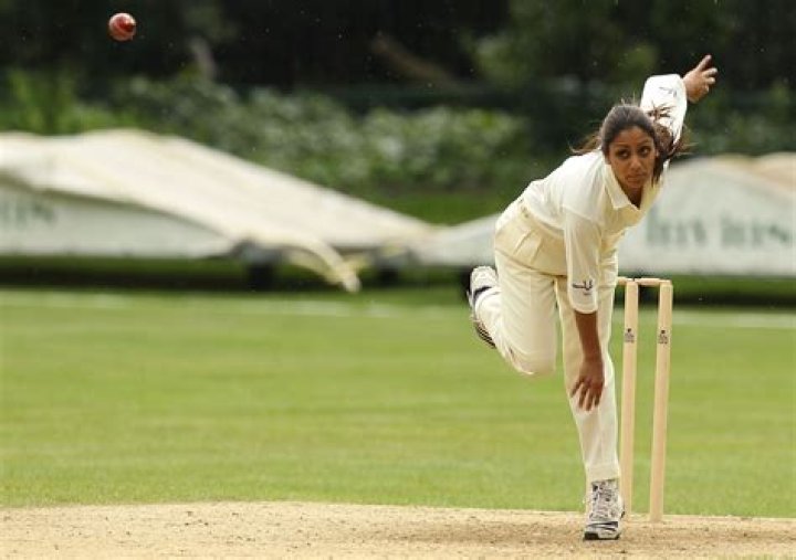 Who is BBC Wimbledon presenter and ex-England women's cricketer Isa Guha?