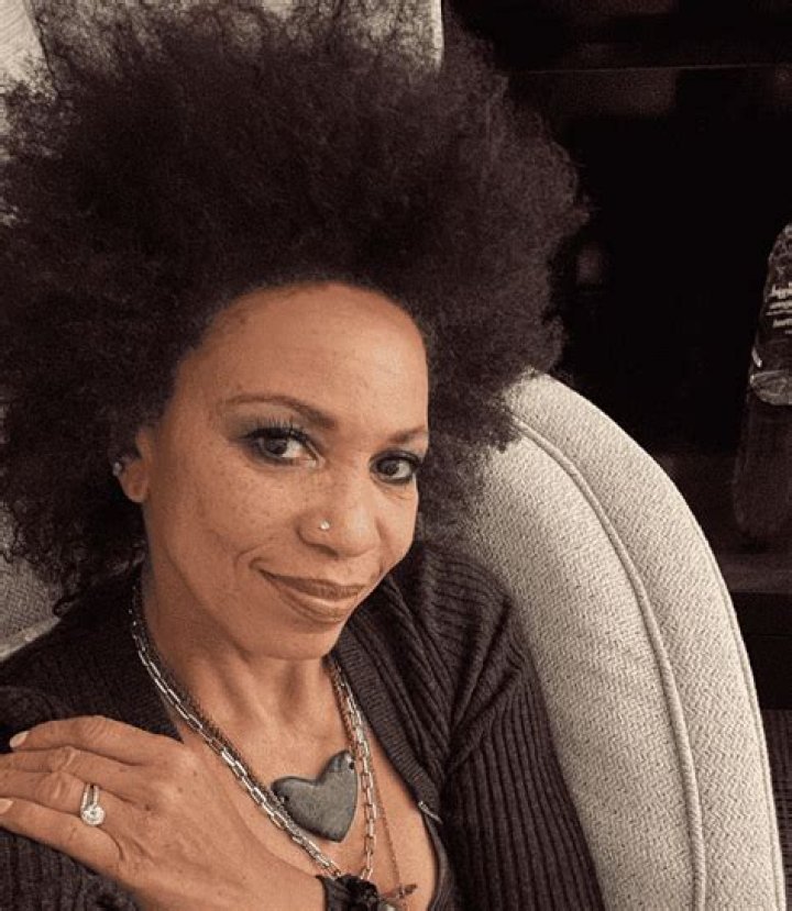 Who Is Carlos Santana Wife Cindy Blackman? Family, The UK Drum Show and More