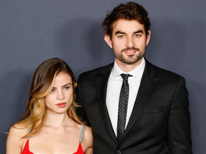 Who Is Conor Leslie Dating? Does She Have A Boyfriend? Parents Age & Height Revealed