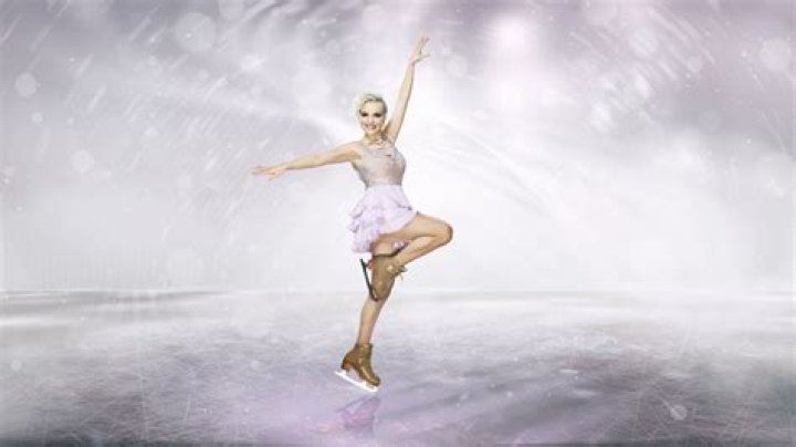 Who is Dancing on Ice professional Karina Manta?