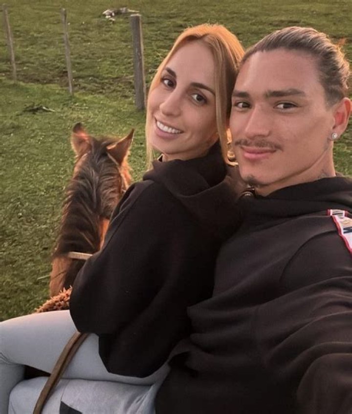 Who Is Darwin Nunez Girlfriend? Know All About Lorena Manas