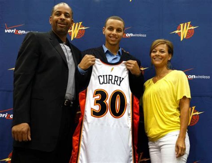 Who is Dell Curry Ex-Wife? Know all about Sonya Curry.