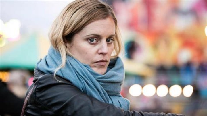 Who is Denise Gough and is she married? – The Sun