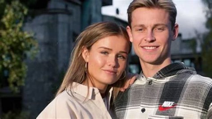 Who is Frenkie de Jong girlfriend? Know all about Mikky Kiemeney