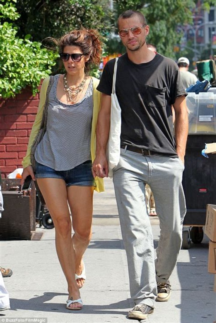 Who is Marisa Tomei Dating? | Relationships Boyfriend Husband