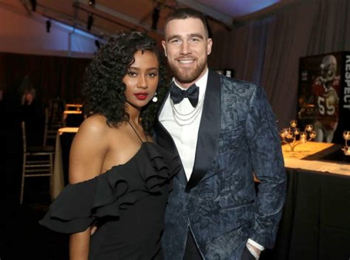 Who Is NFL Player Travis Kelce Dating? Kayla Nicole Or Zuri Hall?