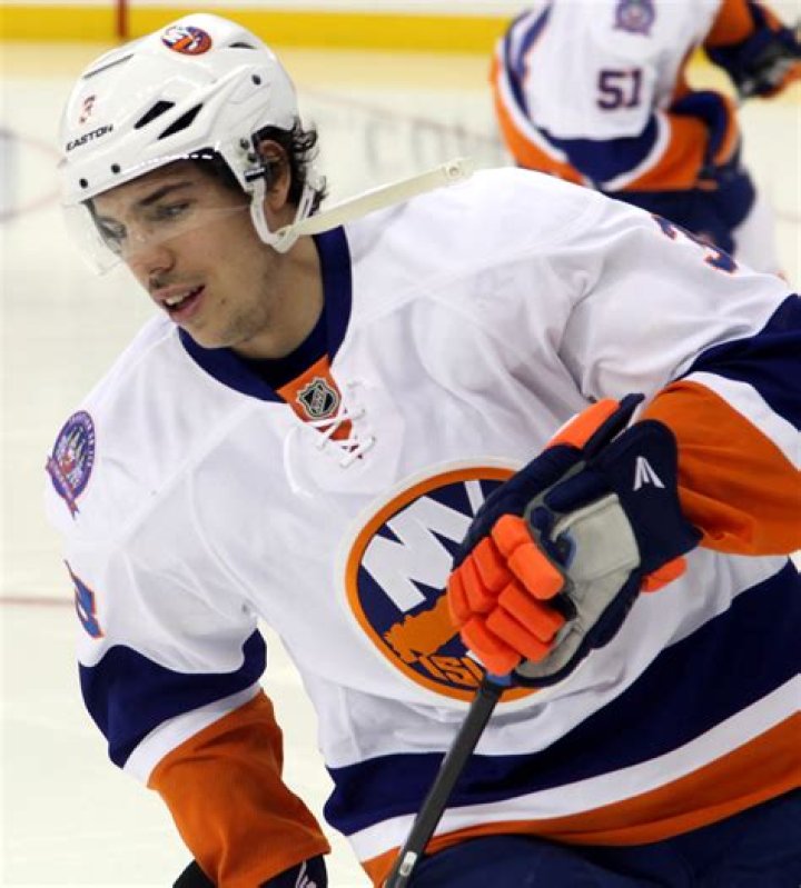 Who Is NFL Star Travis Hamonic Wife? Meet Stephanie Hamonic And Their Daughter Charlie Hamonic