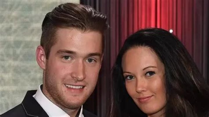 Who is Pavel Francouz Wife? Know All About Karolina Francouz