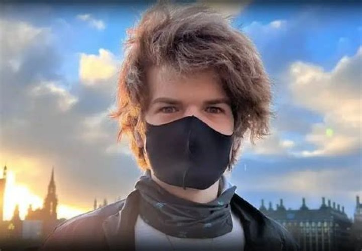 Who Is Ranboo? Everything To Know About The Youtuber And Twitch Star