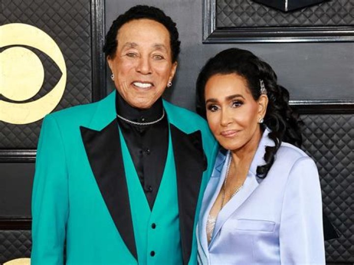 Who is Smokey Robinson Dating? | Relationships Girlfriend Wife