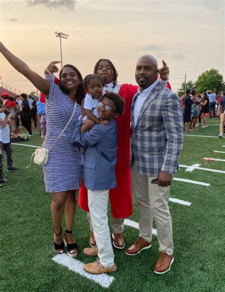 Who Is Teara Brown? Coach Fran Brown Wife: Married Life & Kids