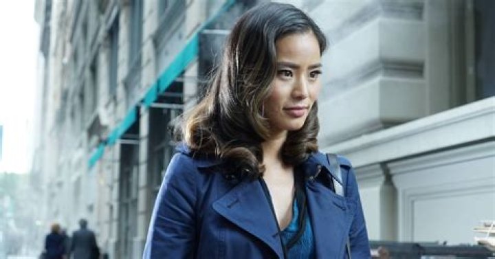 Who Is Valerie Vale On ‘Gotham’? DC Comics Connect Her To Another Journalist