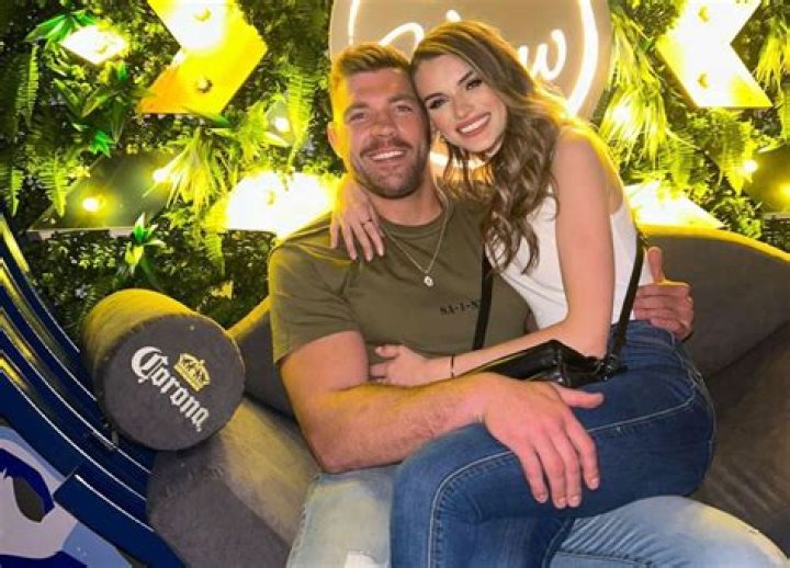 Who Is Vasti Spiller? Dricus Du Plessis Wife Or Girlfriend- Age & Wiki