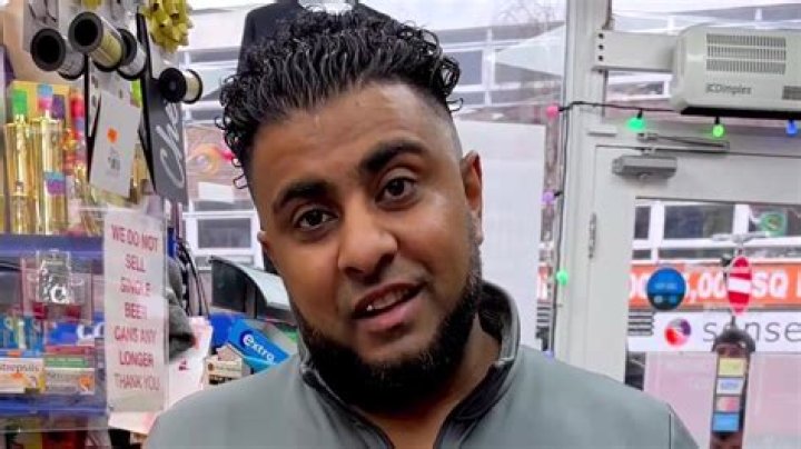 Who is Wakey Wines owner Mohammad Azir Nazir?