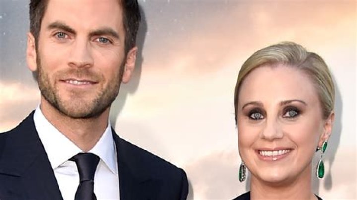 Who is Wes Bentley Dating? | Relationships Girlfriend Wife