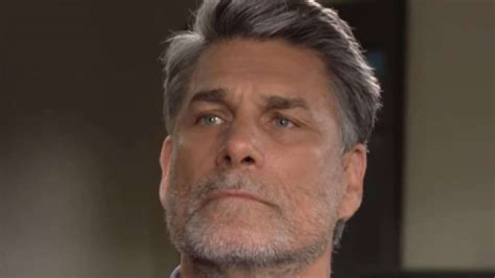 Who plays Jeremy Stark on The Young and the Restless?