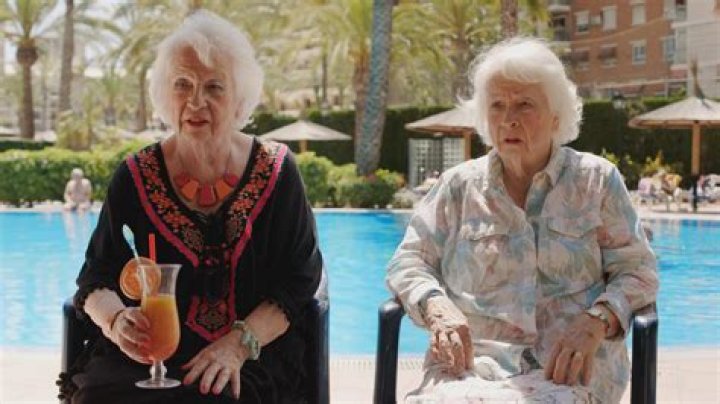 Who plays Noreen's twin sister Doreen in Benidorm and who is actress Elsie Kelly?