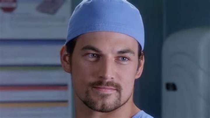 Who stabbed DeLuca on Grey’s Anatomy? Beloved doctor dies