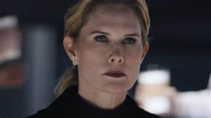 Why Alexandra Cabot From Law & Order: SVU Looks So Familiar