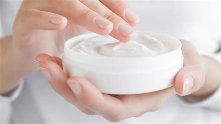 Woman’s review of hair removal cream has people in hysterics as she reveals EXACTLY what it did to her, it’s not pretty