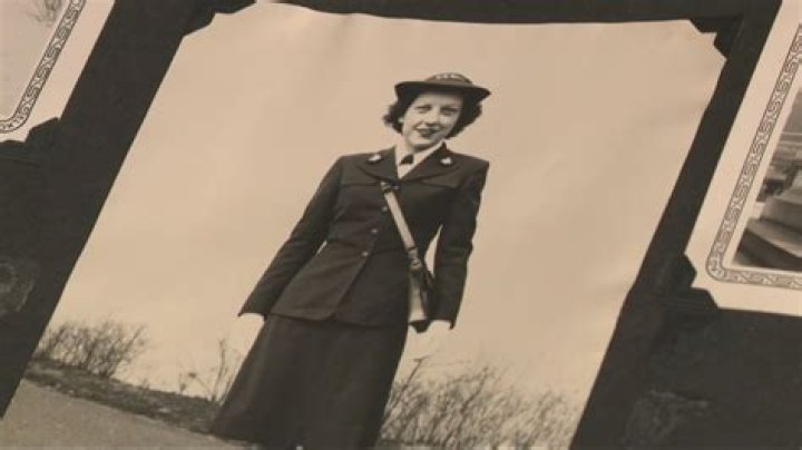 WWII Iowa WAVES veteran shares her story