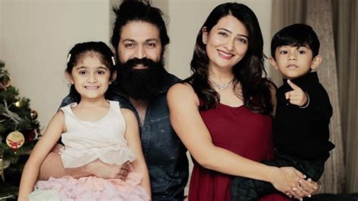 Yash enjoys Christmas holidays with wife Radhika Pandit ahead of Toxic shoot; PIC