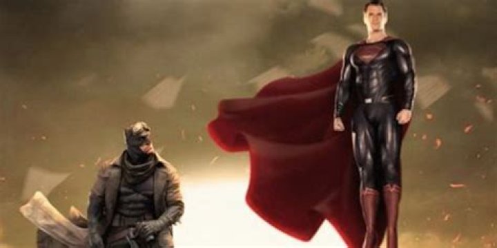 Zack Snyder Teases More Knightmare Batman Scenes