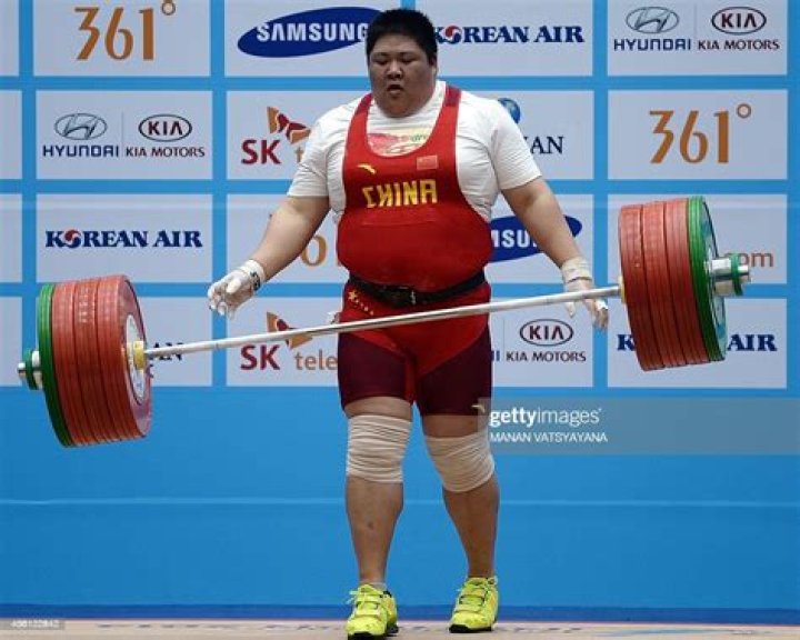 Zhou Lulu Bio [2024 Update]: Weightlifting & Family